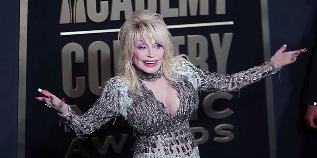 Nashville Havalimanı’nın Adının Dolly Parton Olması İçin İlk Adım Atıldı